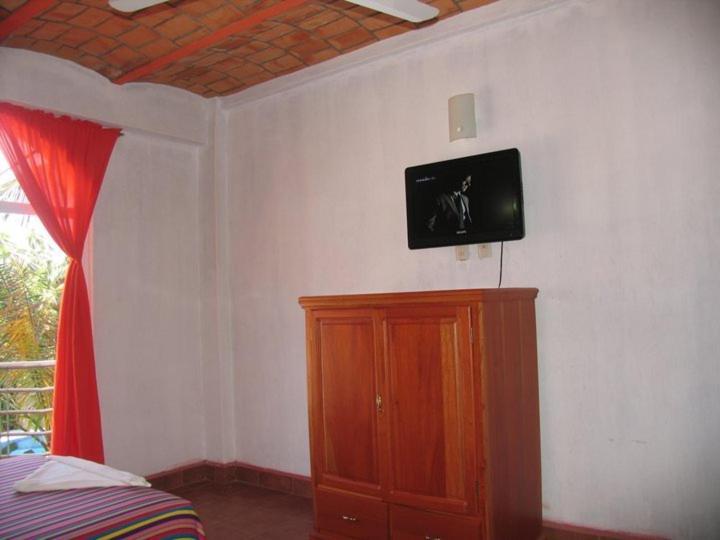 רינקון דה גוויאביטוס Hotel Y Suites Bugambilias חדר תמונה
